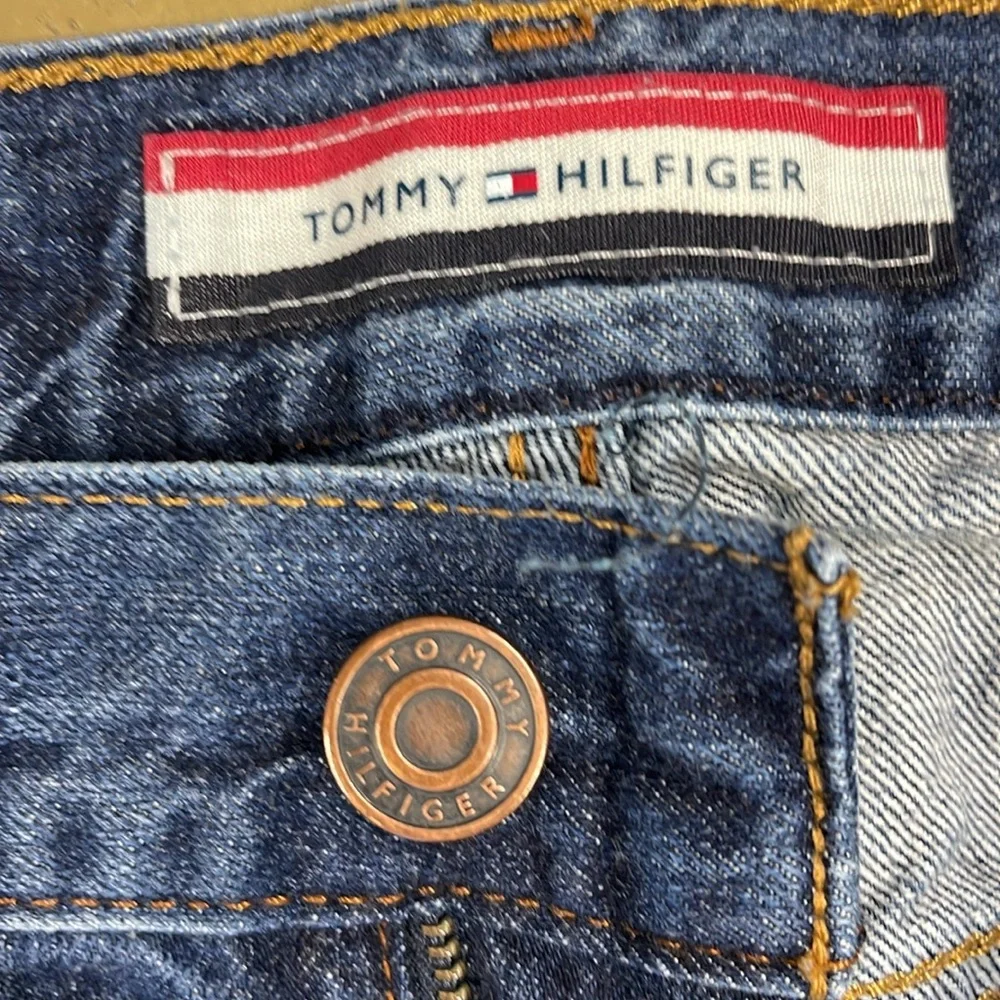 Tommy Hilfiger Medium Wash Denim Jeans 30/30